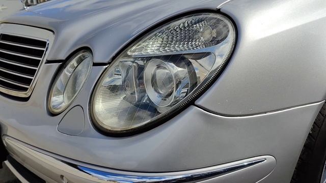 Mercedes-Benz W211 2005 г. смотреть онлайн