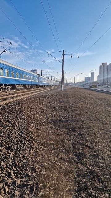 ЧС4Т-546 с поездом №301С(Адлер-Минск)/Chs4T-546 with train №301S(Adler-Mi смотреть онлайн