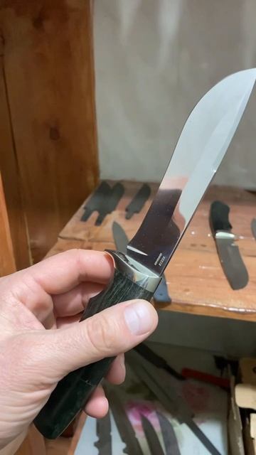 Походный нож. Сталь кованая 95Х18. Рукоять - стабилизиро? смотреть онлайн