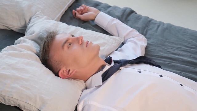 «У меня есть для тебя тоже сюрприз» усмехнулась жена. ? смотреть онлайн