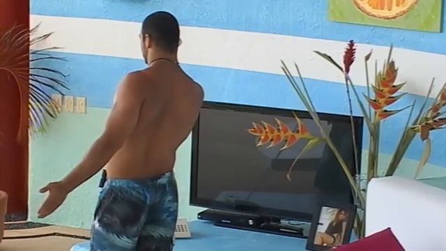 Кавказский маньяк врет маме, что вел себя хорошо смотреть онлайн