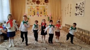 Песня Мы пока что дошколята. 9 МАЯ