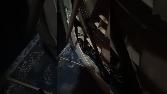 Мигают все лампочки INDESIT стиральная машина - Не работа? смотреть онлайн