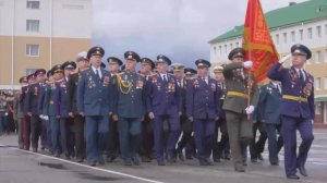 Торжественным маршем в Костроме прошли ветераны, военнослужащие гарнизона и молодежь