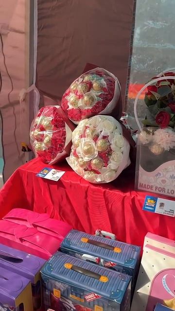 Какие подарки дарят корейцы на День влюблённых? 🥰 #ко? смотреть онлайн