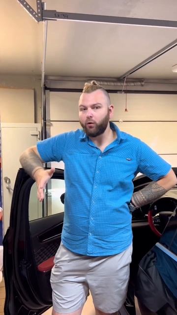 Максим сошёл с УМА! Выезжаем в Крым на электричке! #авт? смотреть онлайн