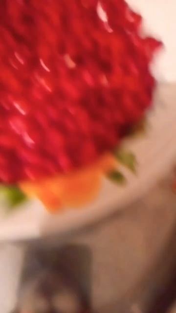 Почистила себе и маме гранат получилось очень вкусно,? смотреть онлайн