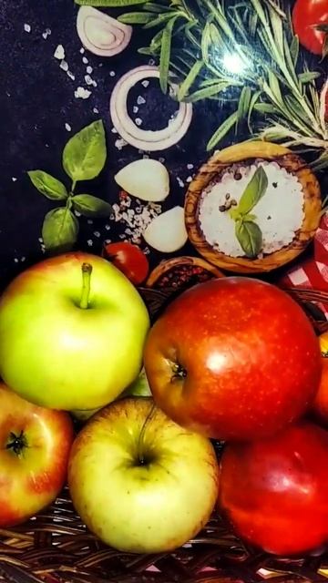 У меня есть яблонька 🍎🍏🍎19 Августа - Яблочный Спас! смотреть онлайн