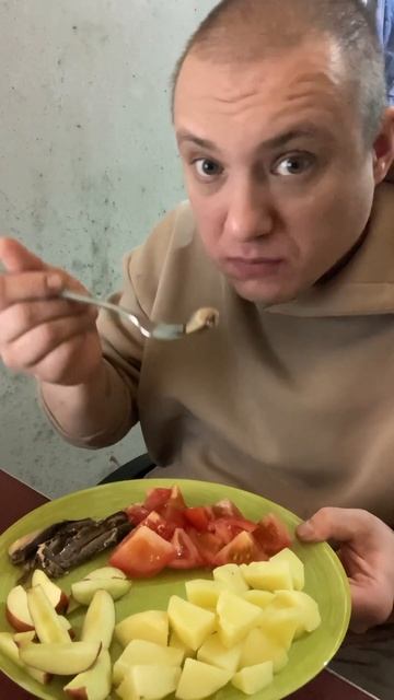 3 день поста чееееккк)))) #shorts_video #live #food #shorts #merrychristmas смотреть онлайн