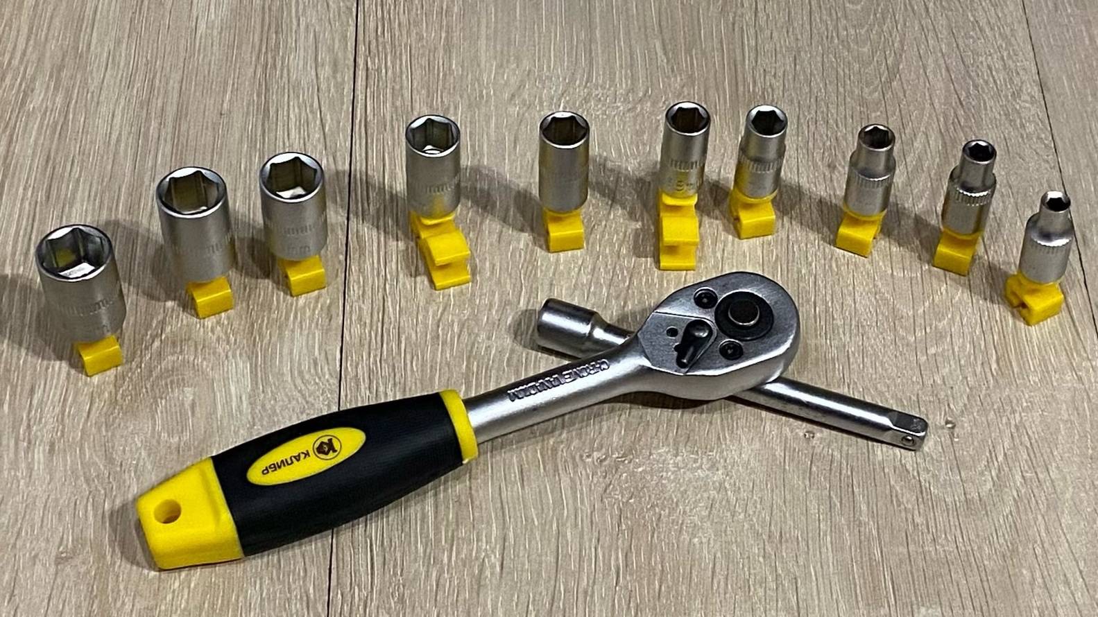 Распаковка и обзор набора инструментов Калибр 75597 смотреть онлайн