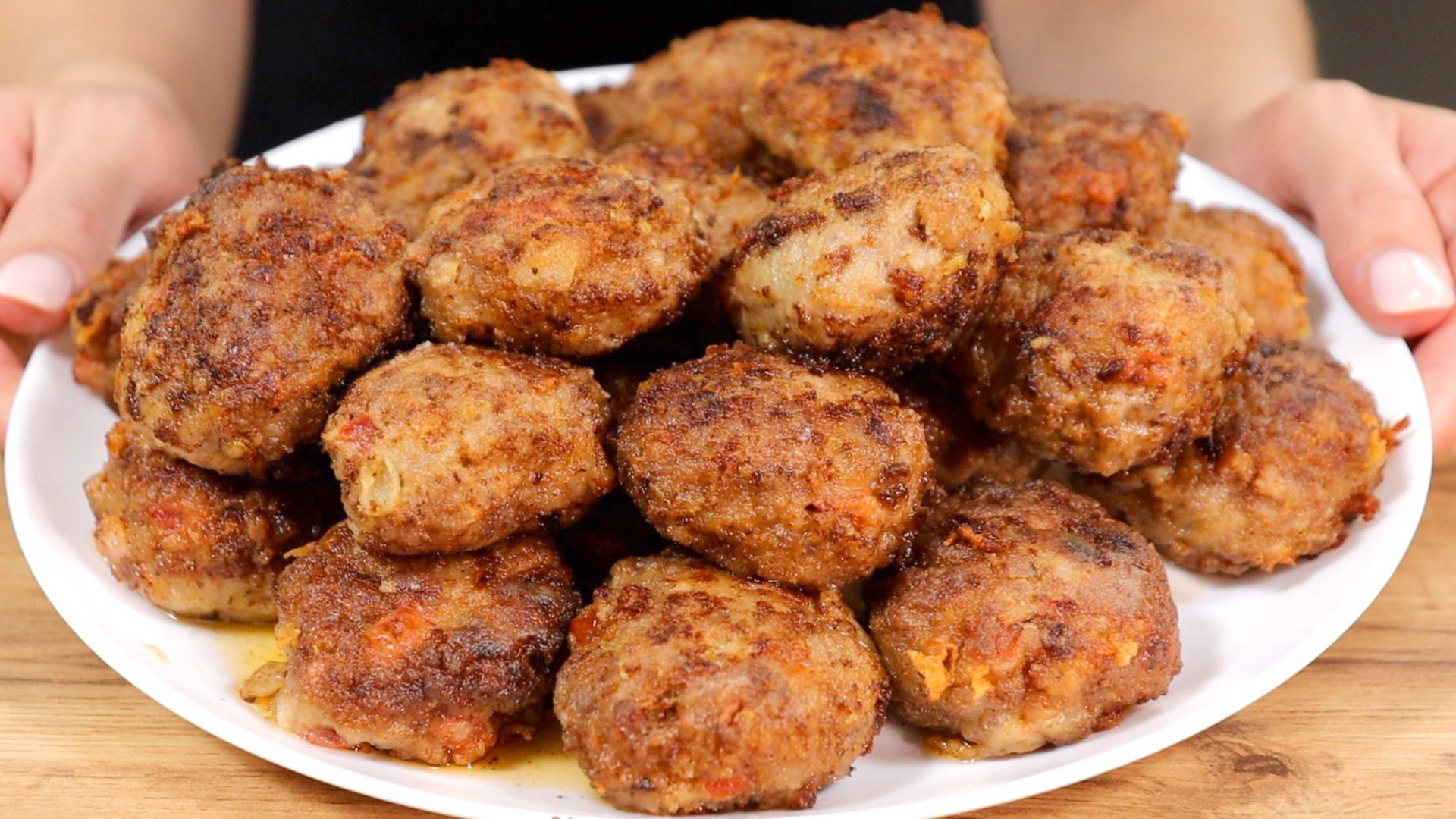 Забудьте о сухих котлетах! РЕЦЕПТ КОТЛЕТ, который отличается от всех, что вы когда-либо пробовали!