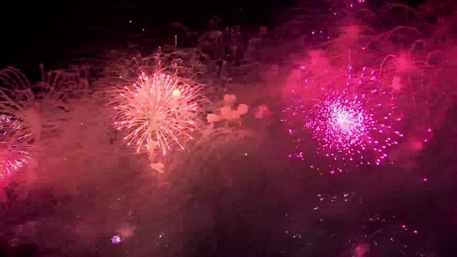 Салют в День Победы 2025 в Москве (звук)