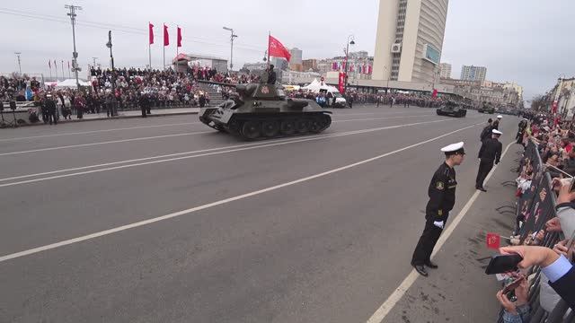 Парад Победы во Владивостоке 09.05.2025 года смотреть онлайн