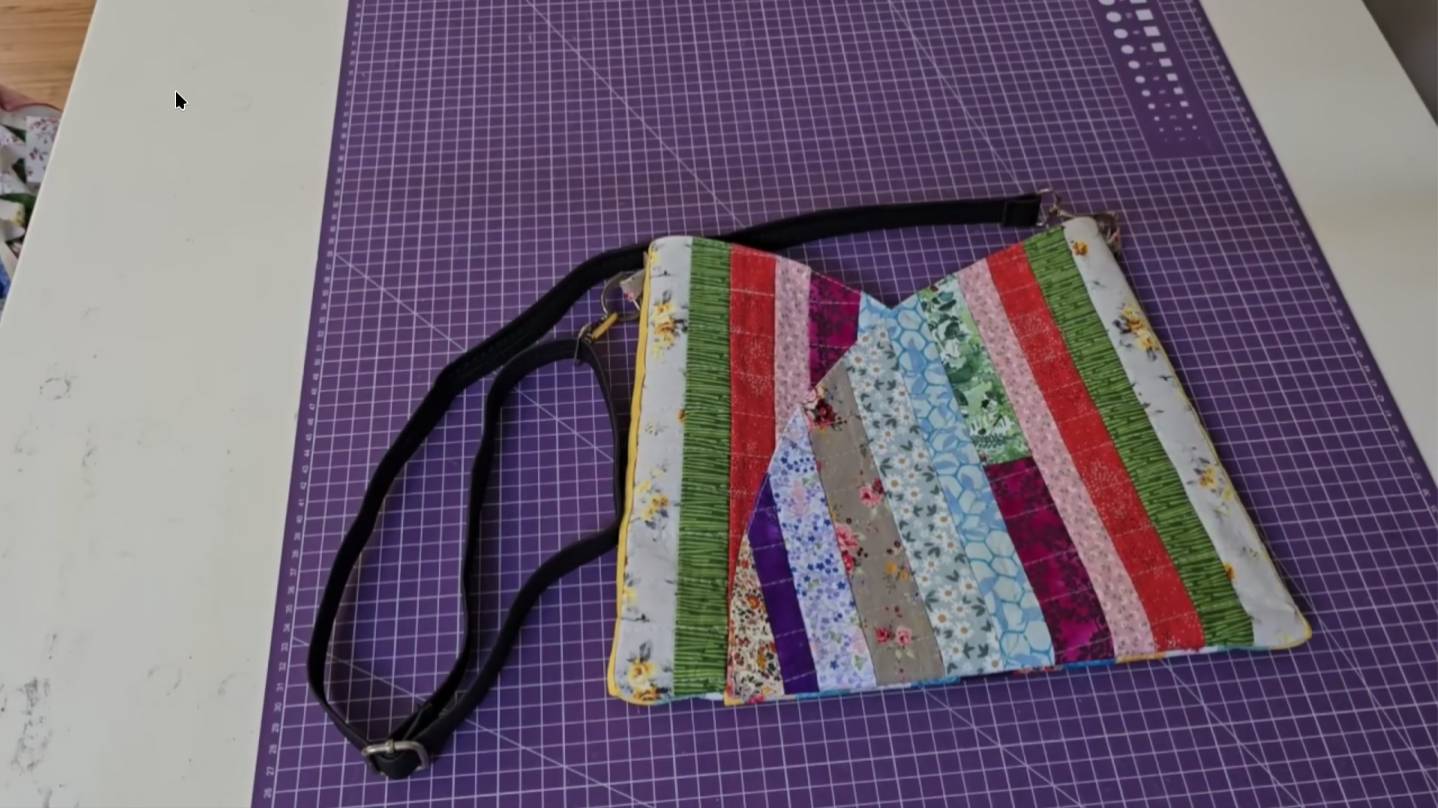 Урок пэчворка: Самая оригинальная идея для сумки, сшивание из лоскутков ткани. смотреть онлайн