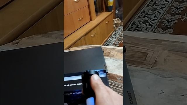 Вечером во дворе.Хороший фонарик!14.03.25 г. #минск смотреть онлайн