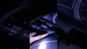 Если при включении поворотника включается дальний св?