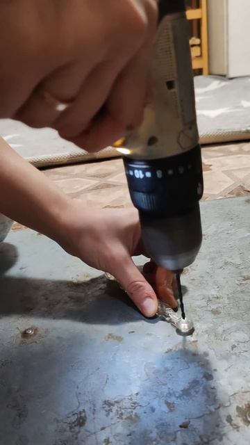 Наряжаем ёлку🎄#2024 #ютуберша #елка #youtubeshort #shorts #youtubevideos смотреть онлайн