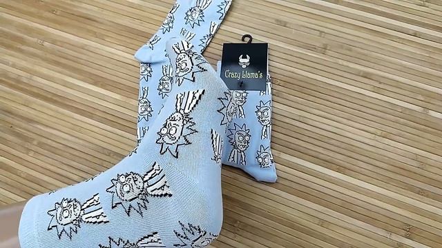 НОСКИ С ПРИКОЛАМИ ДЕМИСЕЗОННЫЕ CRAZY LAMA РИК И МОРТИ смотреть онлайн