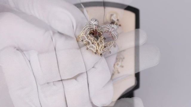 Кольцо Паутина тайны из желтого и белого золота с гран смотреть онлайн