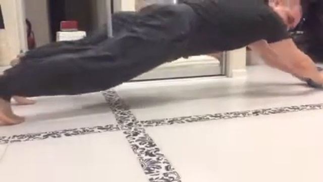 Пенсионеры - вперёд! смотреть онлайн