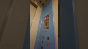 Лифт ЩЛЗ 2010 в плохом состоянии | Лифты.mp4