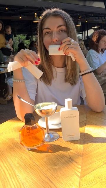 Женщина-аромат для мужчины Мята смотреть онлайн