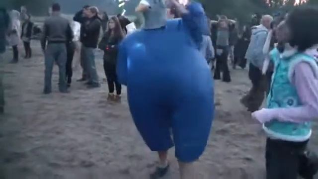 голубь танцует pigeon dancing смотреть онлайн