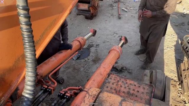 Процесс сборки тяжёлого экскаватора. смотреть онлайн