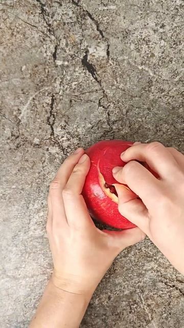 Как легко почистить гранат смотреть онлайн