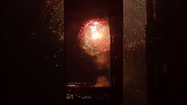 Салют в Москве 9 мая 2025 года Площадь Победы смотреть онлайн
