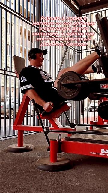 Раньше я ходил в магазин со ста рублями и выходил с дву смотреть онлайн