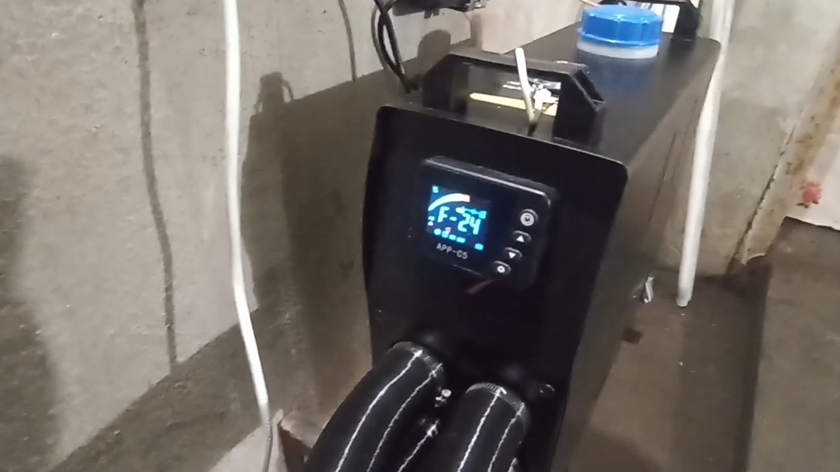 Дизельный отопитель в гараж. смотреть онлайн