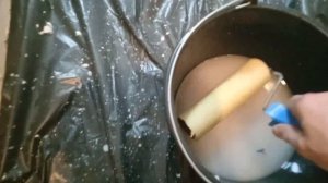 Снимаем жидкие обои со стен