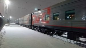 ЧС4Т - 306 с поездом 211 Тюмень - Москва