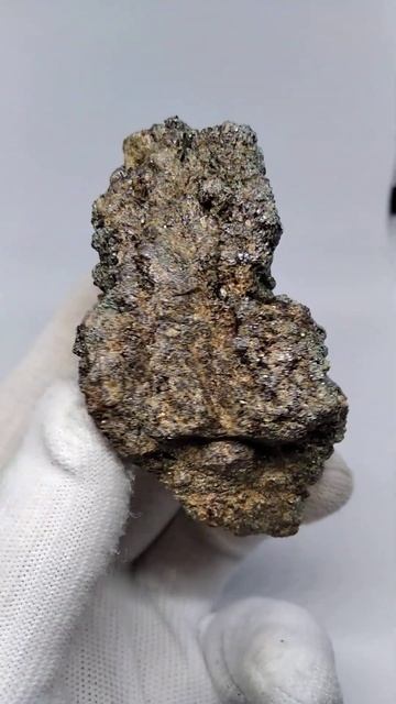 N457. Гранат андрадит. Челябинская область. смотреть онлайн