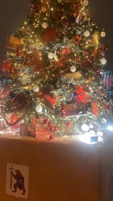 Выставка Россия/ Москва/ Марий Эл/Ёлки смотреть онлайн