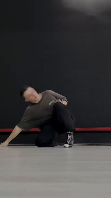 Связка для начинающих 🫶🏻 #dance #dancer #танцы #танцыпитер #питер