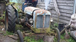 Нашли трактор Fordston 1956 года! Заведется ли?! #1