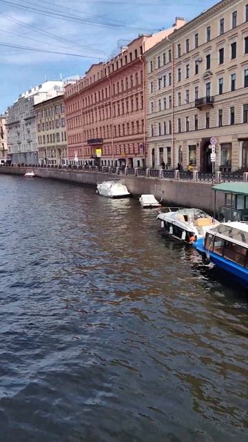Река Мойка, набережная .г.Санкт-Петербург. смотреть онлайн