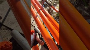 Крашу винтовые сваи, свинцовый сурик в наше время.