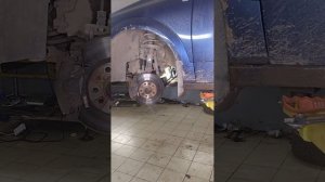 Strelok044 в прямом эфире! Opel astra замена левой рулевой тяги ?