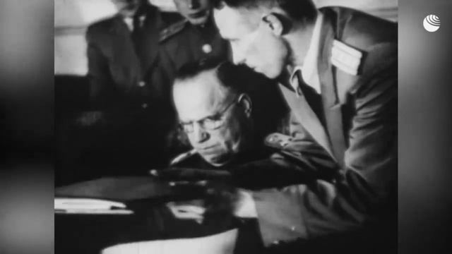 9 мая 1945 года в 2 часа 10 минут по московскому времени Юрий Левитан сообщил советскому народу смотреть онлайн