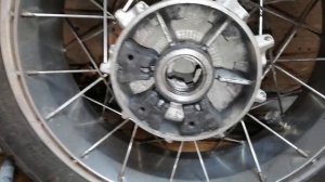 Как выпрессовать подшипник на Aprilia Caponord.