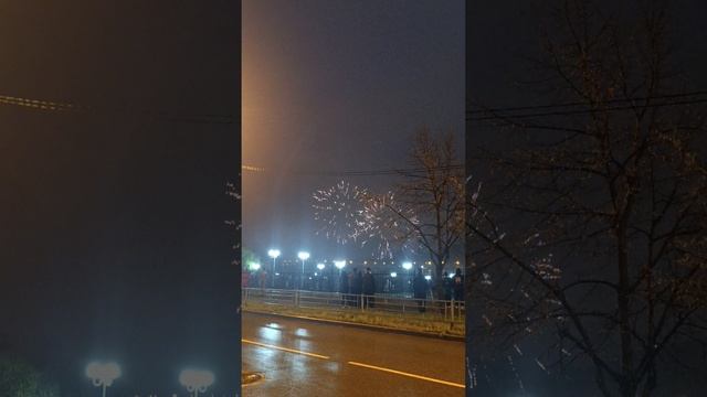 САЛЮТ с Днём ПОБЕДЫ Нижний Тагил смотреть онлайн