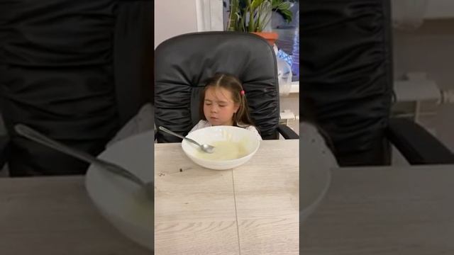 Когда ребенок ел кашу смотреть онлайн