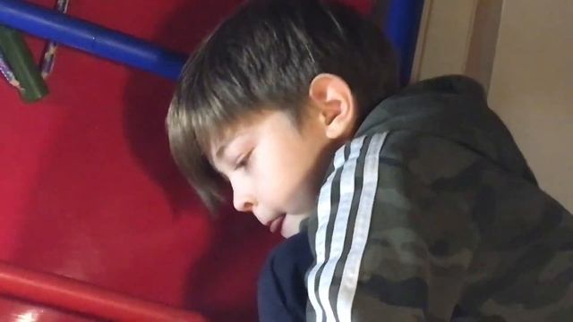 Он сделал самый сложный трюк на Фингер Борде!!!