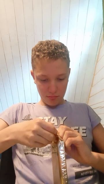 Пробую дубайский шоколад от моего друга Мурада