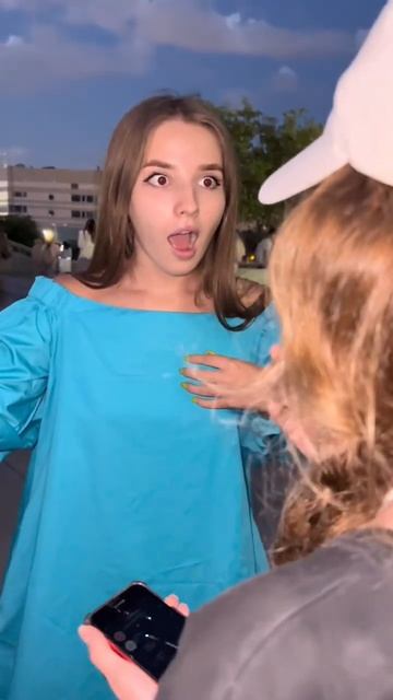 У вас есть лучшая подруга?❤️ лайкаю новых подписчико? смотреть онлайн