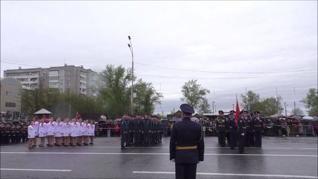 Парад Великой Победы - 80 лет. На площади 300 летия г.Ачинска. 09.05.25г.Автор видео Елена Цыганова смотреть онлайн