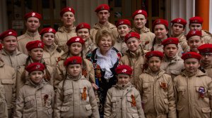 Товарищ Песня